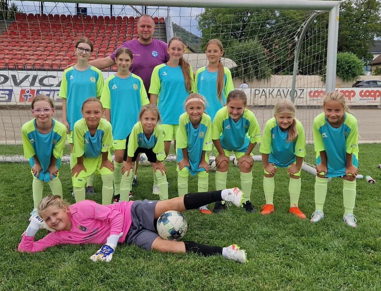 HISTORICKÁ PREMIÉRA DIEVČAT MFK NOVÁ BAŇA!
